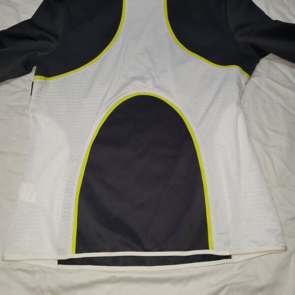 MagnLens Active Hoodie Black and White Long Sleeve Thumbholes Mesh Panels Logo - Picture 7 of 12